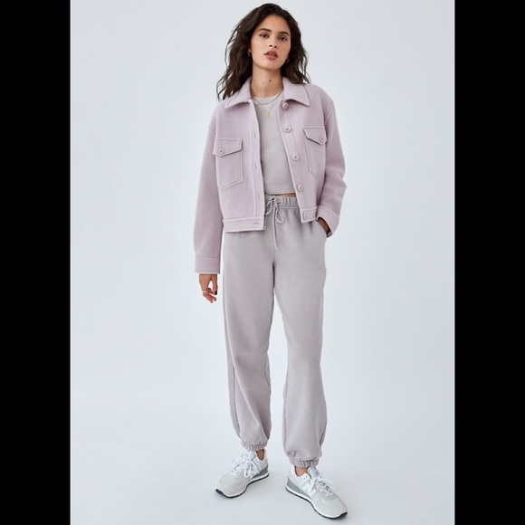 “SOLD” NWT WIlfred Ganna Jacket Cropped in Gull Grey - Picture 3 of 5